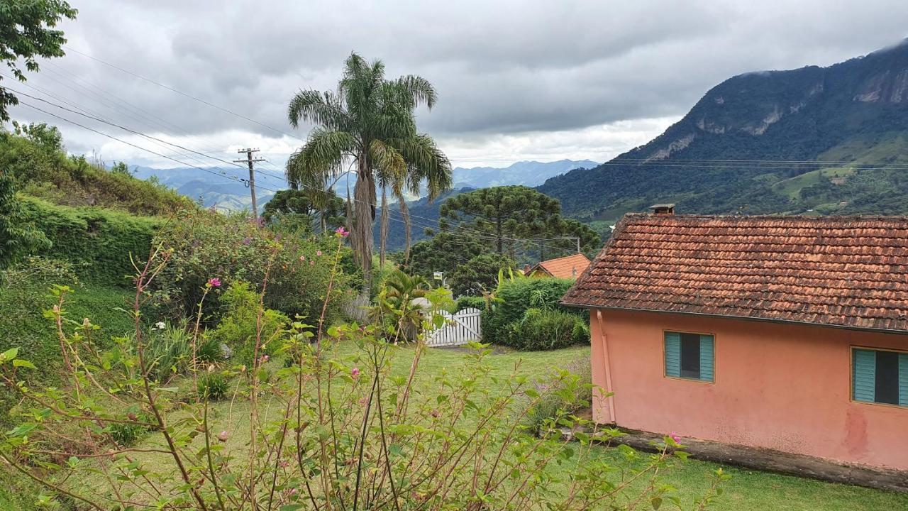 Apartament Casa Na Montanha A 500 Metros Da Pedra Do Bau São Bento do Sapucaí Zewnętrze zdjęcie