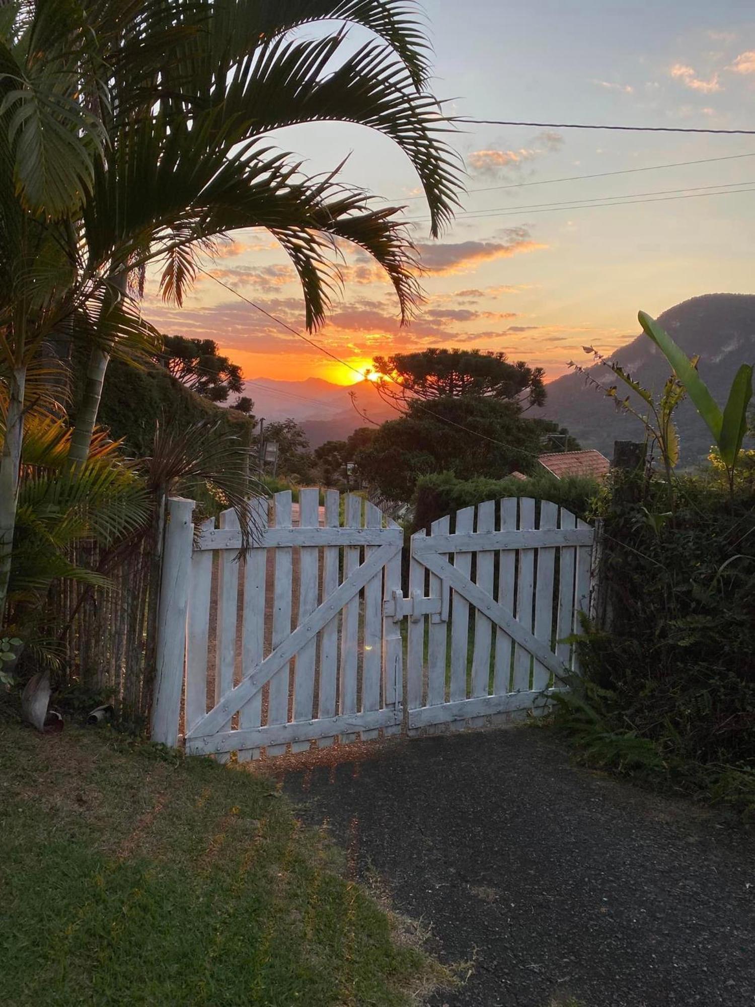 Apartament Casa Na Montanha A 500 Metros Da Pedra Do Bau São Bento do Sapucaí Zewnętrze zdjęcie